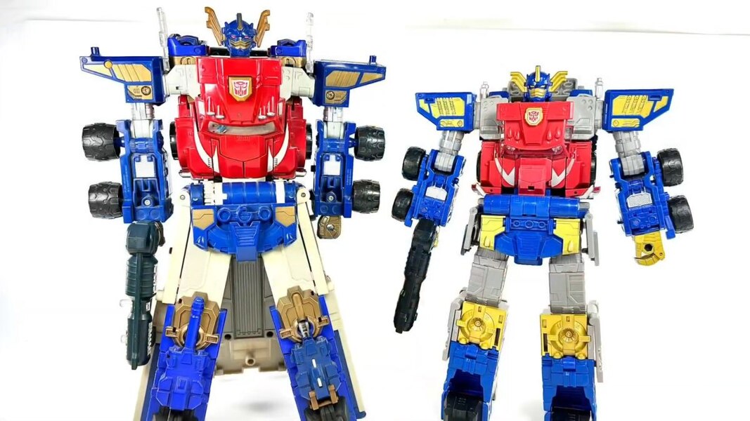 Legacy Evolution Commander Armada Optimus Prime Compared In Hand